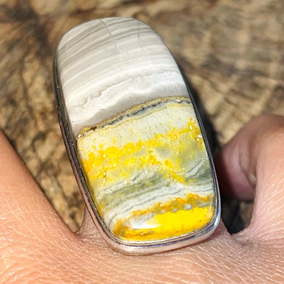 Indonesian Buzzing Bumblebee Jasper Ring Size 7 - Picture 9 of 11